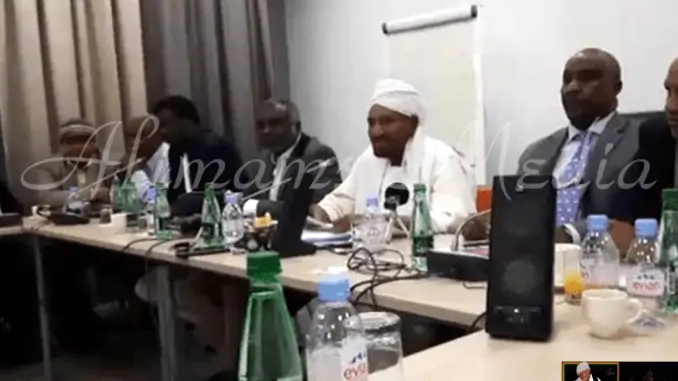 الإمام الصادق المهدي في المؤتمر الصحفي لقوى نداء السودان في باريس